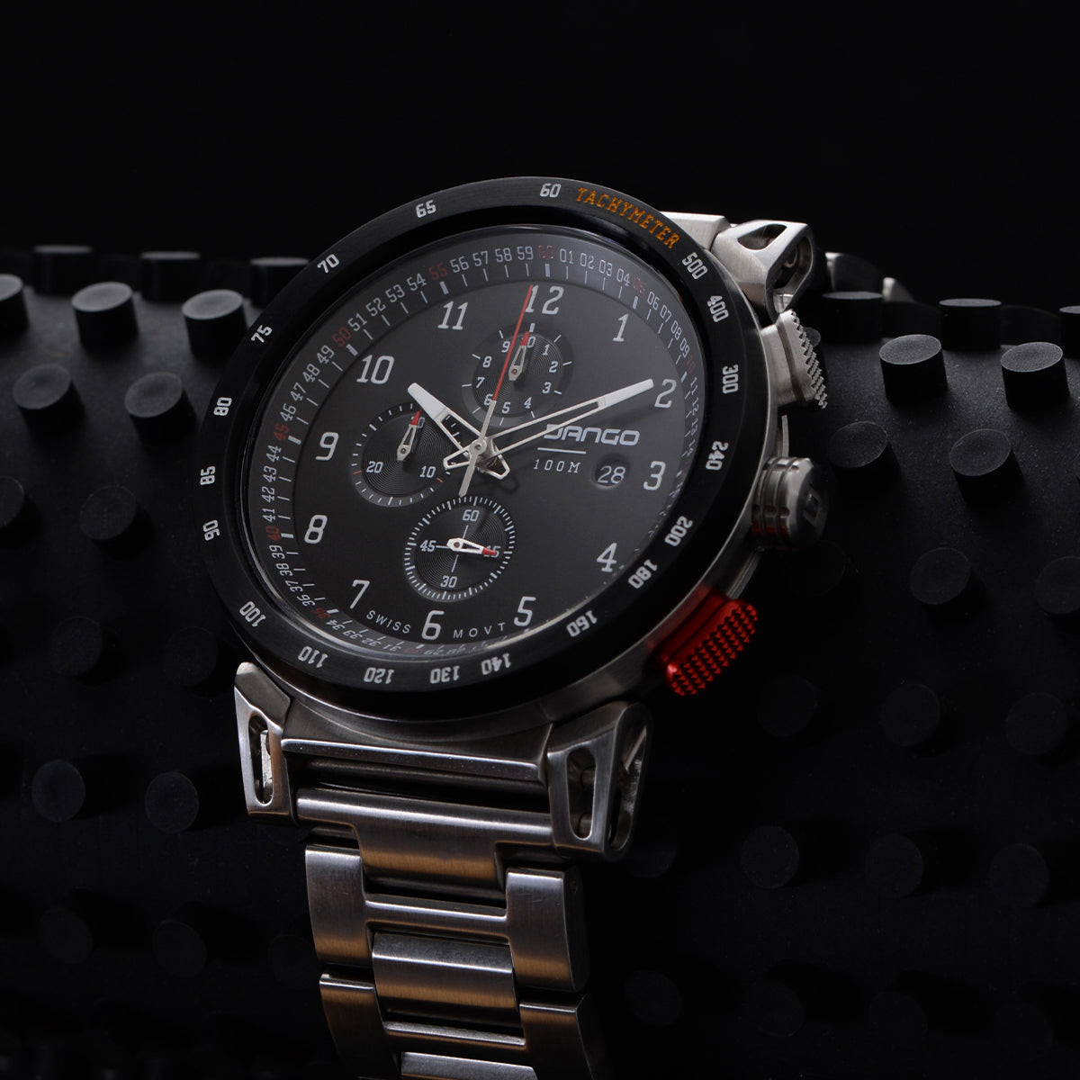 CR-01 - CHRONO WATCH WITH METAL BRACELET & MICRO ADJUSTMENT BUCKLE DangoProducts