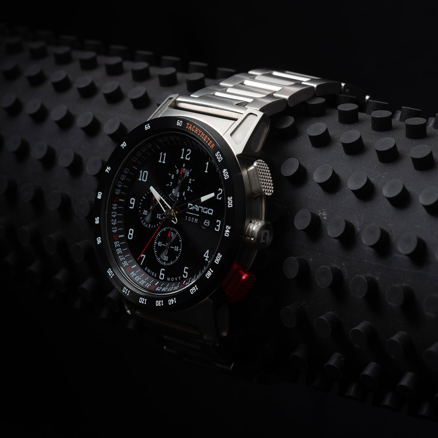 CR-01 - CHRONO WATCH WITH METAL BRACELET - Dango Products