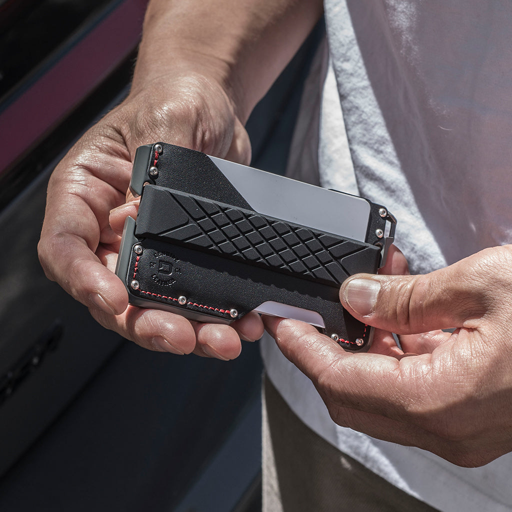 D01 R-SPEC™ WALLET DangoProducts