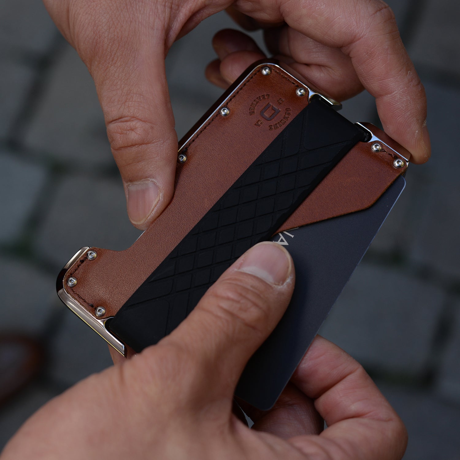 D02 DAPPER™ WALLET DangoProducts