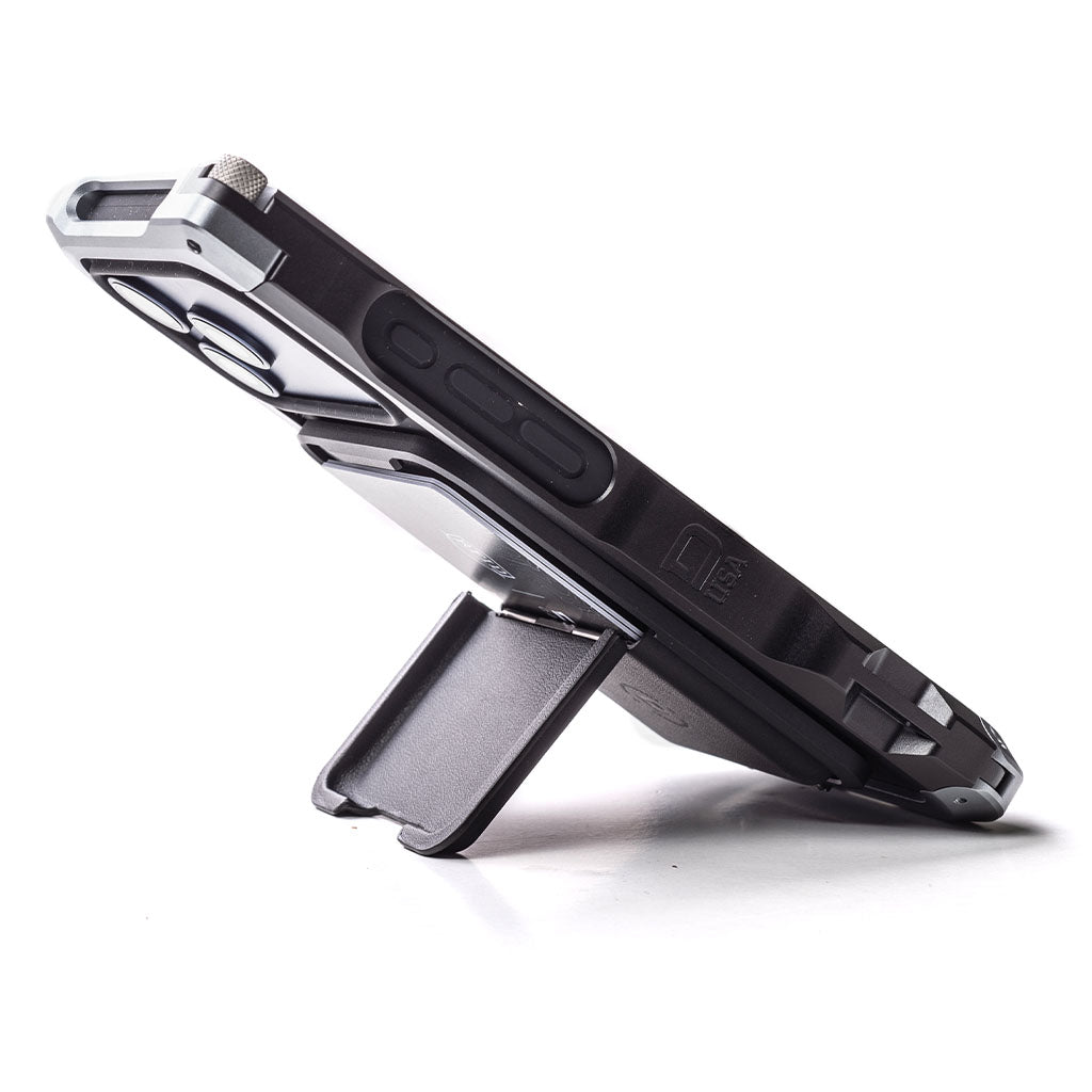 DANGO ADAPT CASE - IPHONE 17 PRO DangoProducts