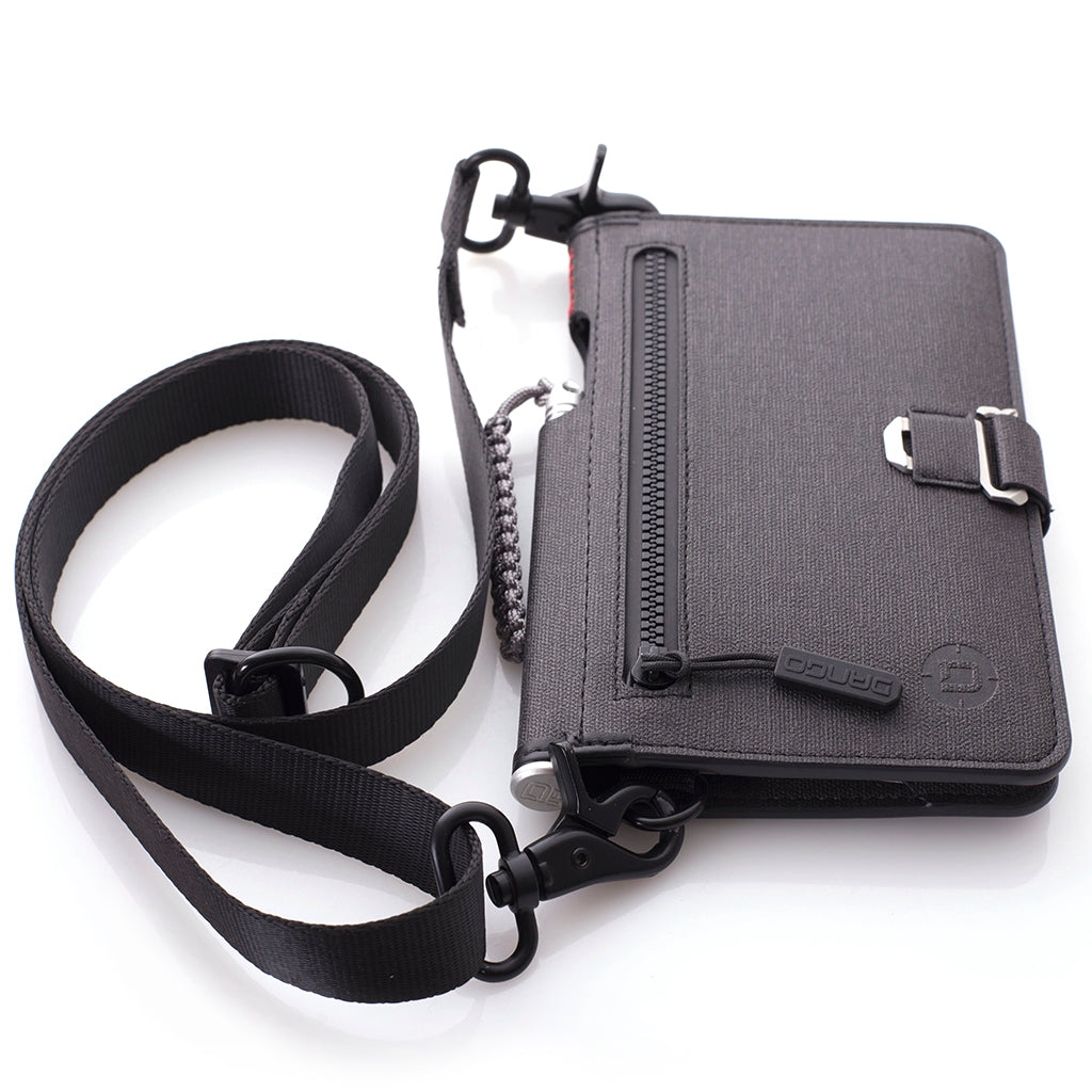 P02 PIONEER™ TRAVEL WALLET DangoProducts