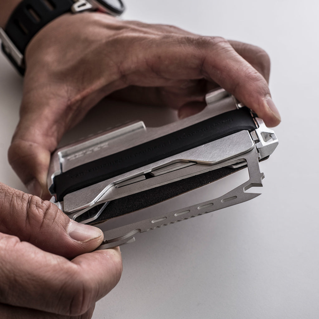 T01 TACTICAL™ WALLET - Dango Products